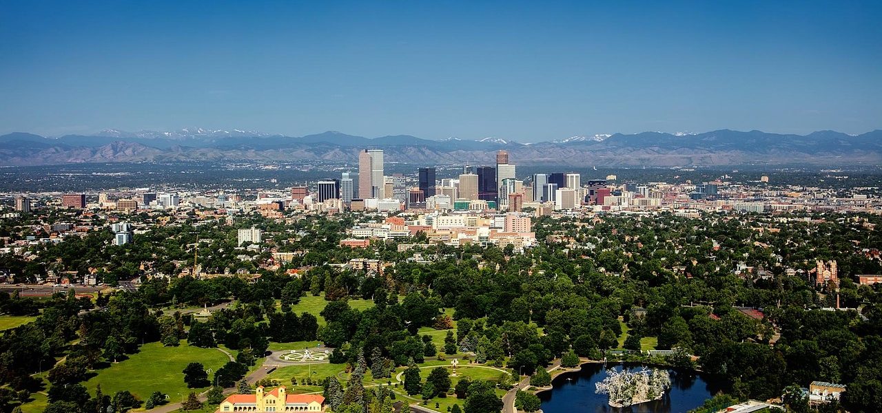 denver, colorado, city, urban, cityscape, skyline, buildings, trees, nature, public park, mountains, scenic, lake, water, blue park