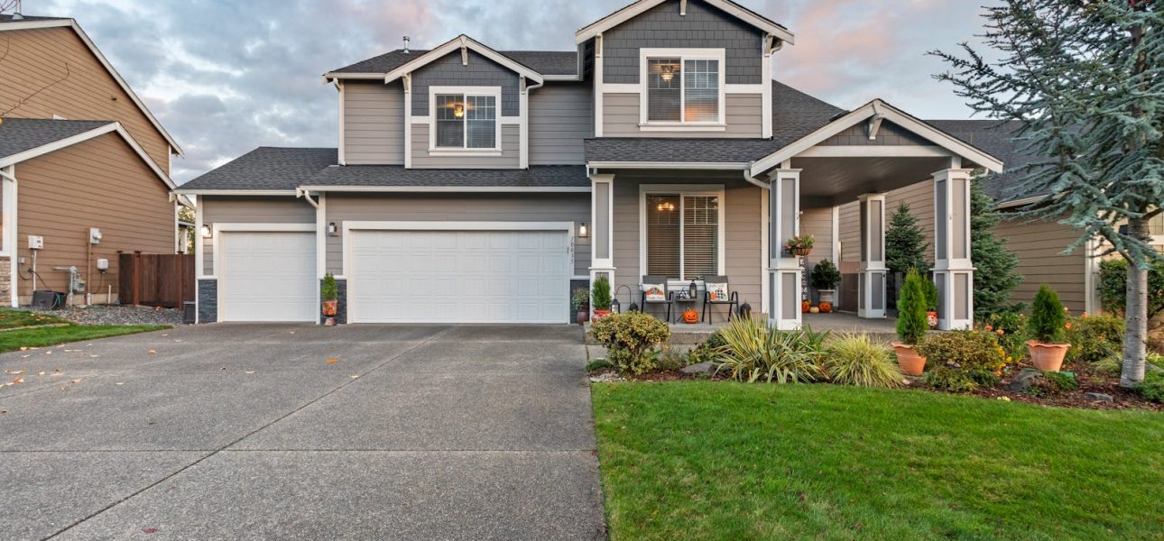 House with lawn and garage